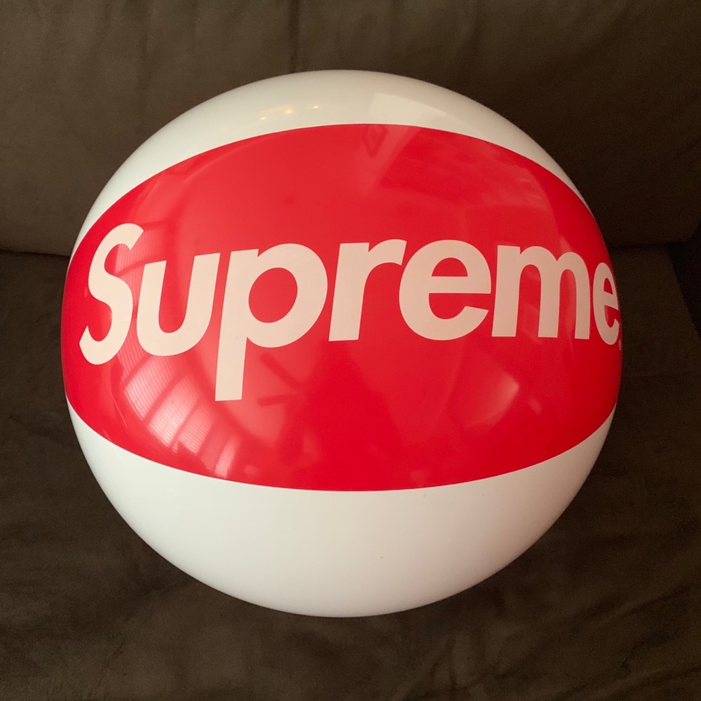 Supreme Beach Ball!